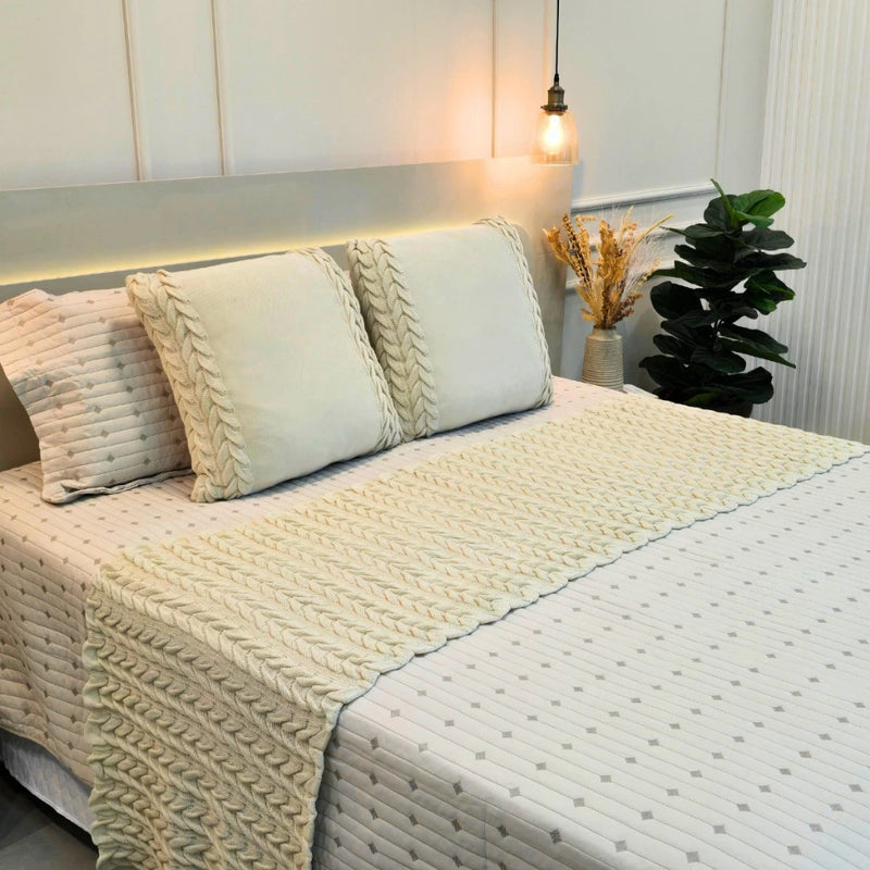 Kit Peseira Tricot com 2 Capas